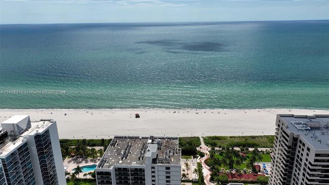 APT-308 - 2600 Collins Ave, Condo with 2 bedrooms, 4 bathrooms and null parking in Miami Beach FL | Image 5