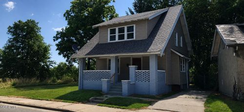 3402 Detroit Ave, Toledo, OH, 43610-1047 | Card Image