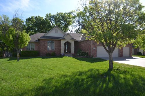 316 E Timber Creek St, Haysville, KS, 67060-7613 | Card Image