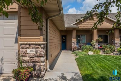 3404 Woodsedge St, House other with 2 bedrooms, 2 bathrooms and null parking in Sioux Falls SD | Image 3