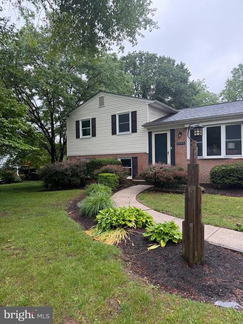 13703 Smallwood Ct, CHANTILLY, VA, 20151-2708 | Card Image