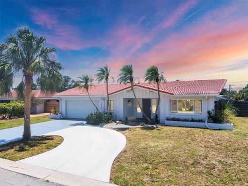3426 Brookline Dr, SARASOTA, FL, 34239-4325 | Card Image