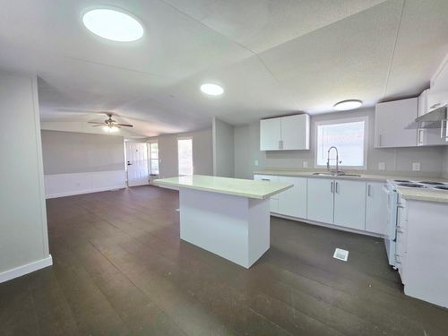 1-312 Paddock St, Willis, TX, 77378-8838 | Card Image