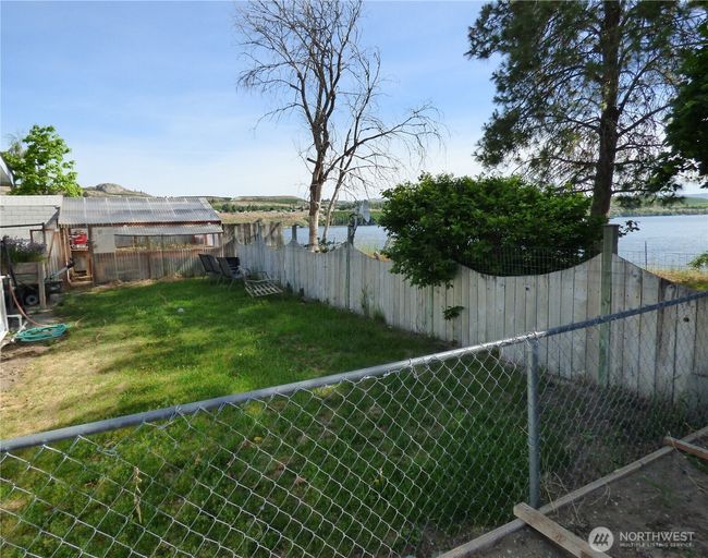 Back yard entertaining | Image 22