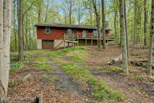 188 Mountainside Dr, Gouldsboro, PA, 18424-8773 | Card Image