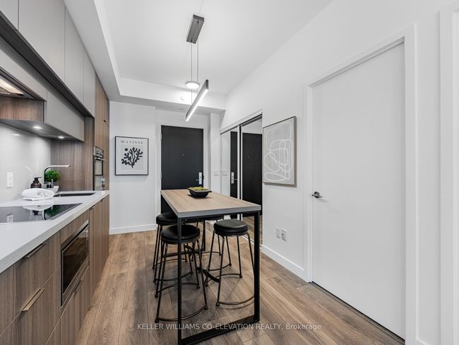 1003 - 8 Eglinton Ave E, Condo with 1 bedrooms, 1 bathrooms and null parking in Toronto ON | Image 15