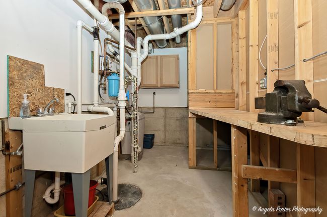 Mechanicals room and storage | Image 27