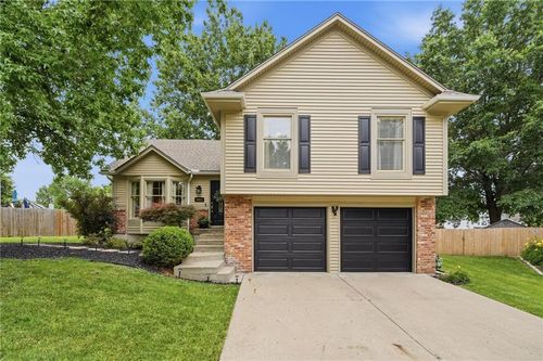 1011 Ne 103rd Street, Kansas City, MO, 64155 | Card Image