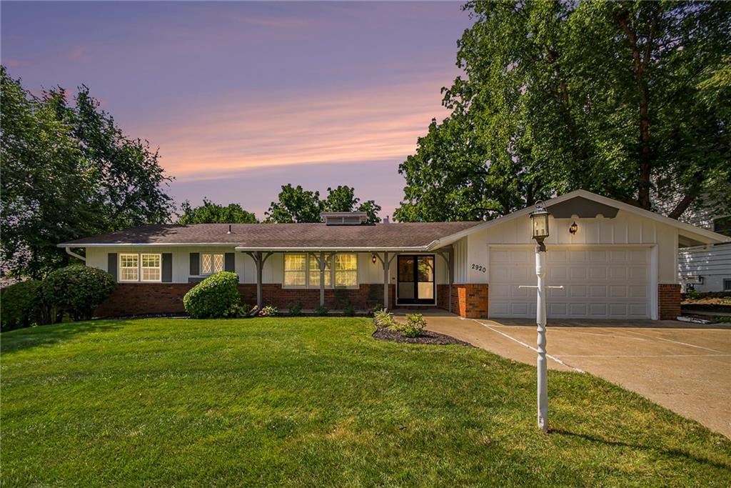 Joslin Ln, Saint Joseph, MO 64506