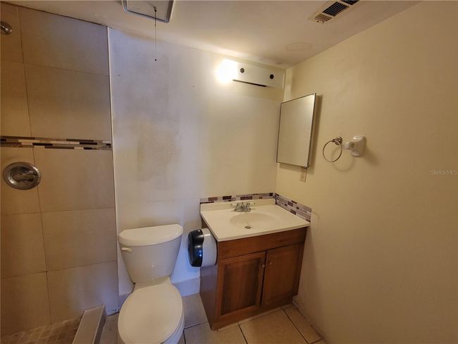APT-103 - 6102 Curry Ford Rd, Condo with 2 bedrooms, 2 bathrooms and null parking in ORLANDO FL | Image 12