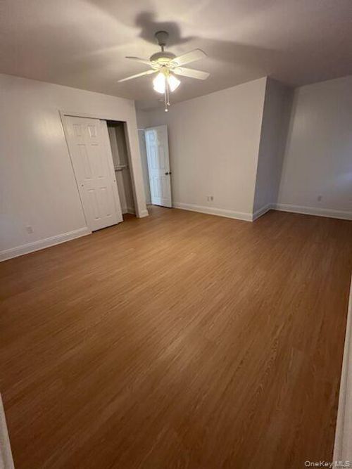 fl-2nd-265 Manetto Hill Rd, Plainview, NY, 11803-1306 | Card Image