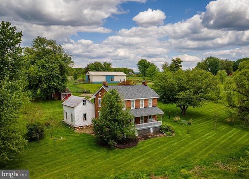 2100 Blacks School House Rd, TANEYTOWN, MD, 21787-1463 | Card Image