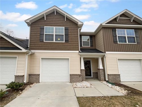 102 Red Plum Ln, Jamestown, NC, 27282-8867 | Card Image