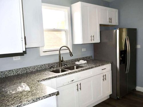 apt-2-1504 Hanover St, Chicago Heights, IL, 60411-5763 | Card Image