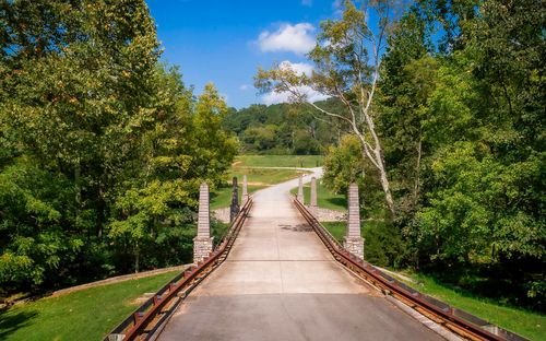 1754 Oakbrook Trl, Ooltewah, TN, 37363-2230 | Card Image