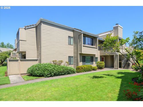 2141 Lake Isle Ct, Eugene, OR, 97401-6582 | Card Image