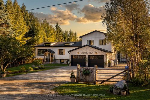 1562 Gore Rd, Puslinch, ON, N0B2J0 | Card Image