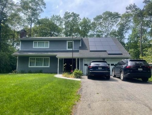 10 Trout Ponds Ct, Brookhaven, NY, 11719-9533 | Card Image