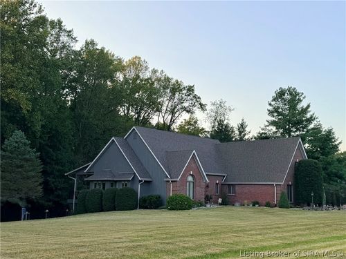 7001 Jennifer Dr, Georgetown, IN, 47122-8609 | Card Image