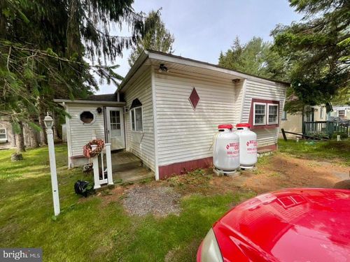 321 Campstead Cir, Blakeslee, PA, 18610-7000 | Card Image