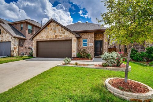 2724 Pease Dr, Forney, TX, 75126-2439 | Card Image