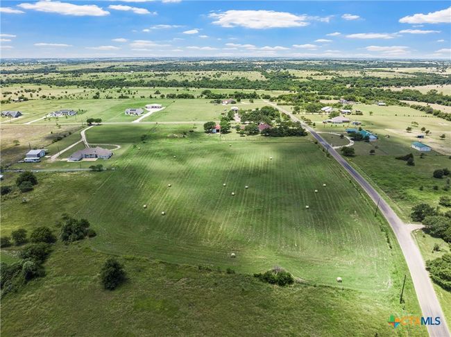 671 Hudson Ln, House other with 4 bedrooms, 3 bathrooms and null parking in Eddy TX | Image 40