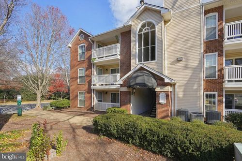 apt-203-1536 Lincoln Way, MCLEAN, VA, 22102-5894 | Card Image
