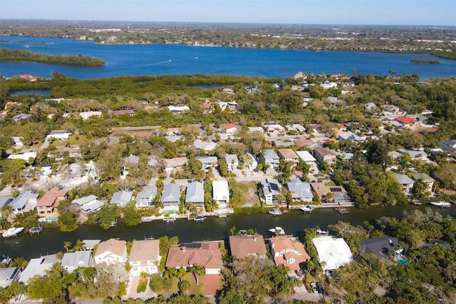 4937 Oxford Dr, House other with 3 bedrooms, 2 bathrooms and null parking in SIESTA KEY FL | Image 52