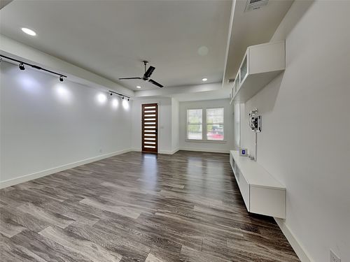 1920 Carver Ave, Fort Worth, TX, 76102-1505 | Card Image