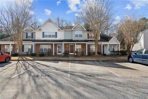 5305 Strasburg Dr, Greensboro, NC, 27407-6480 | Card Image