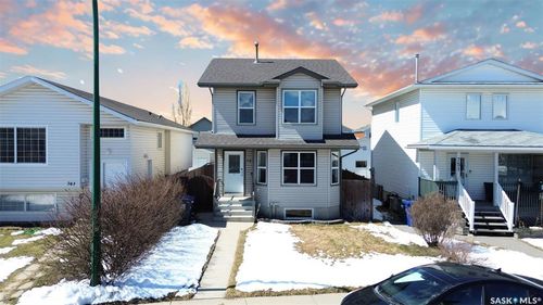747 Rutherford Lane, Saskatoon, SK, S7N4X6 | Card Image