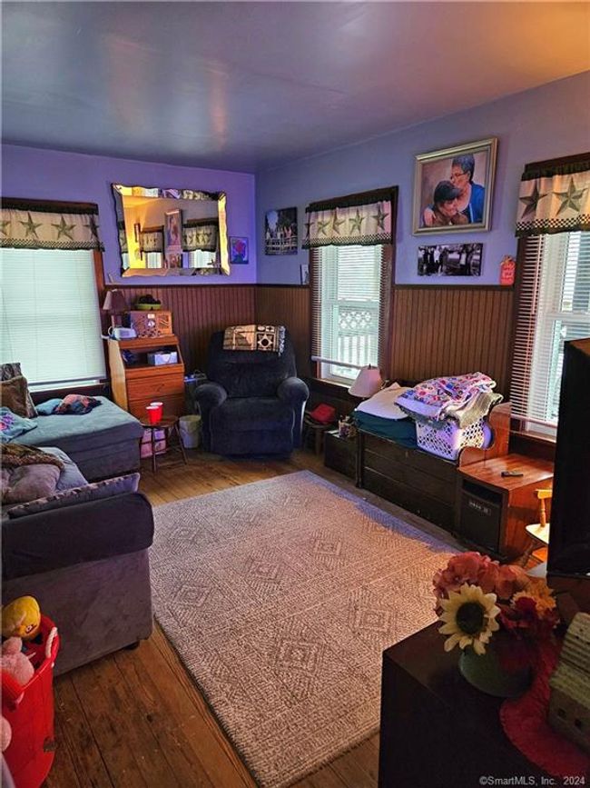 67 Prospect Ave, House other with 3 bedrooms, 1 bathrooms and null parking in Killingly CT | Image 4