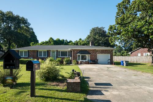 6309 Lucille Dr, North Charleston, SC, 29406-4841 | Card Image