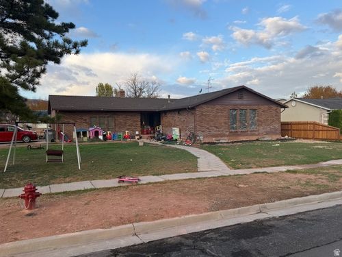 712 Crestview Dr, Richfield, UT, 84701-1956 | Card Image