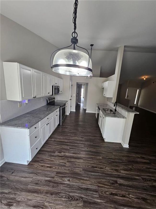 844 Langley View Ct, House other with 3 bedrooms, 5 bathrooms and 2 parking in Loganville GA | Image 6