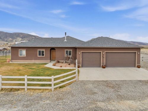 1329 Lutes Crossing Dr, Loma, CO, 81524-6702 | Card Image
