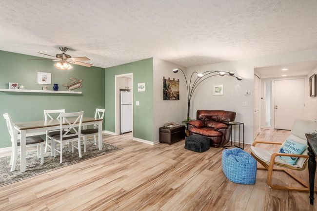 4958 Wintersong Ln, Condo with 2 bedrooms, 3 bathrooms and null parking in Westerville OH | Image 10