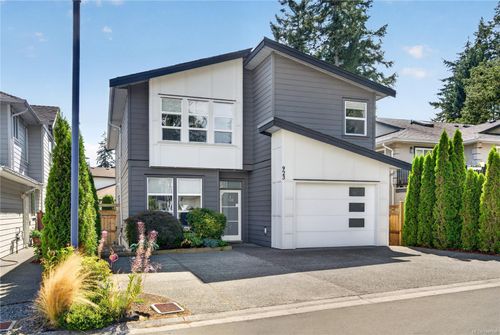 923 Randall Pl, Victoria, BC, V9B5W1 | Card Image