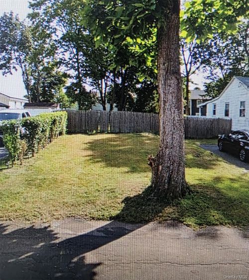 25 S 23rd St, Wyandanch, NY, 11798-2926 | Card Image