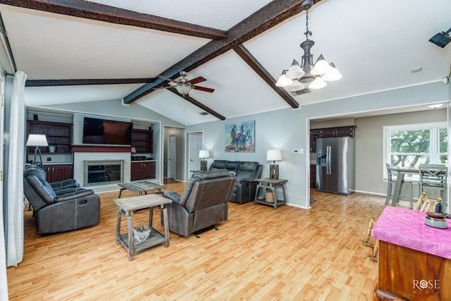 433 Private Rd 2205, House other with 3 bedrooms, 2 bathrooms and 2 parking in Sonora TX | Image 11