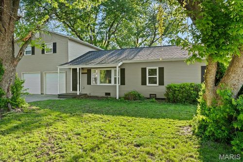 5514 Pontiac Dr, Fairview Heights, IL, 62208-3522 | Card Image