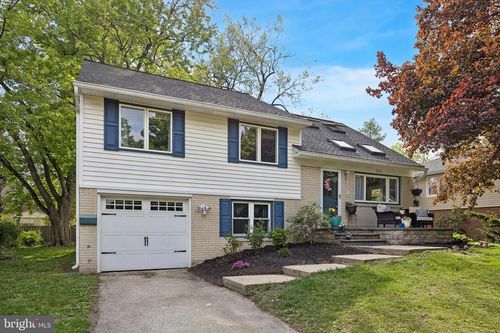 532 Bryn Mawr Ave, SWARTHMORE, PA, 19081-2411 | Card Image