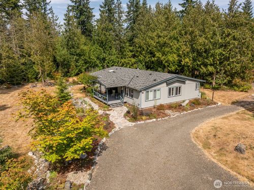 572 Critter Country Trl, Sequim, WA, 98382-8684 | Card Image