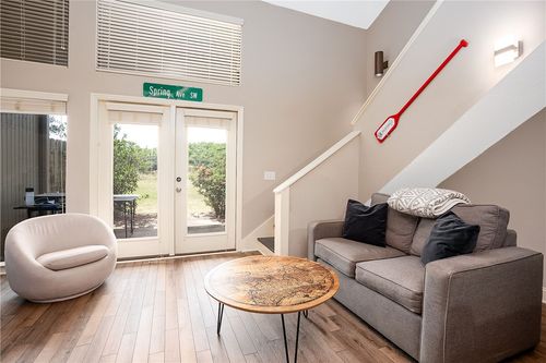 c-1008 Stonegate Dr, AUBURN, AL, 36832-1653 | Card Image