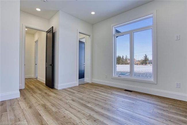 9392 Silver St, House other with 4 bedrooms, 4 bathrooms and 19 parking in Caistor Centre ON | Image 38