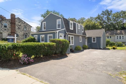 629 Sea St, Quincy, MA, 02169-2812 | Card Image