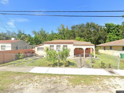 111 Nw 64th St, Miami, FL, 33150-4574 | Card Image