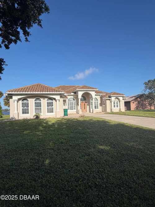 399 Silver Beach Dr, Daytona Beach, FL, 32117-3754 | Card Image