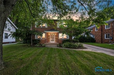 2049 Tremainsville Road, Home with 0 bedrooms, 0 bathrooms and 4 parking in Toledo OH | Image 2