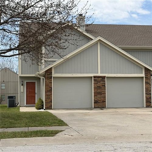 a-523 Ne 6th St, Blue Springs, MO, 64014-2986 | Card Image